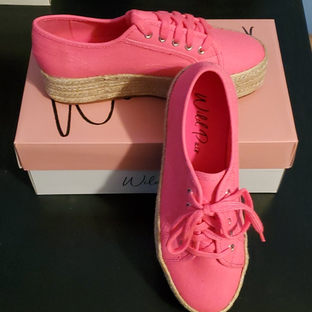 Wild Pair sneakers